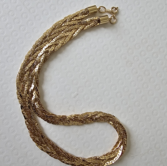 Vintage gold plated necklace like new 18" Made in Korea - Picture 11 of 17